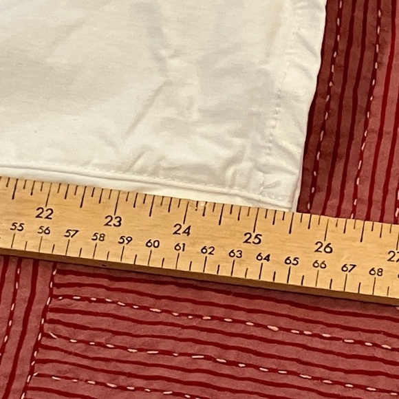 Calvin Klein women’s size 12 capri lightly stretchy white Jeans / Pants - Picture 10 of 13